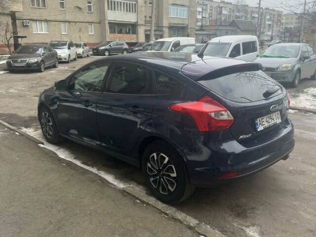 Синій Форд Фокус, об'ємом двигуна 2 л та пробігом 200 тис. км за 7505 $, фото 3 на Automoto.ua