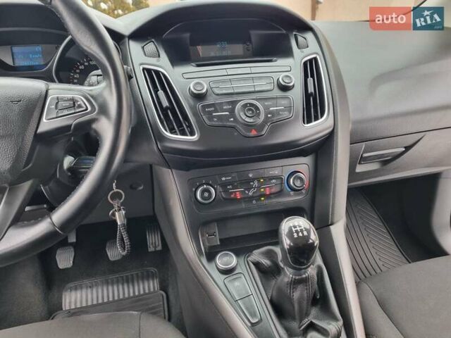 Синий Форд Фокус, объемом двигателя 1 л и пробегом 224 тыс. км за 5980 $, фото 22 на Automoto.ua