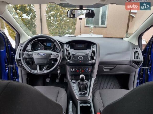 Синий Форд Фокус, объемом двигателя 1 л и пробегом 224 тыс. км за 5980 $, фото 5 на Automoto.ua
