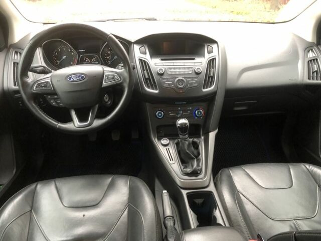 Синий Форд Фокус, объемом двигателя 2 л и пробегом 171 тыс. км за 7700 $, фото 5 на Automoto.ua