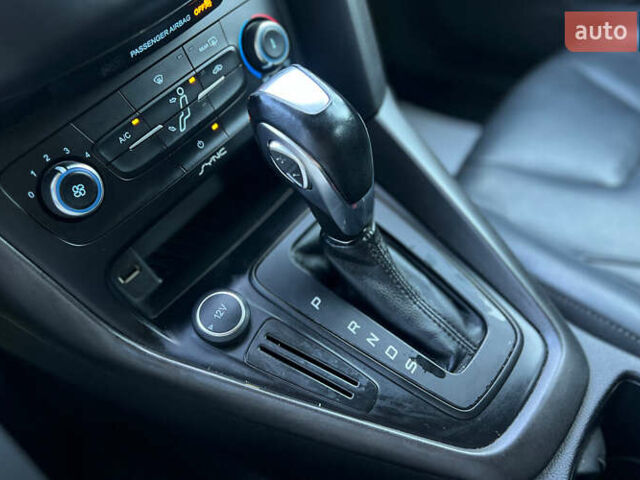 Форд Фокус 2015 у Львові на Automoto.ua Синій Форд Фокус, об'ємом двигуна 2 л та пробігом 83 тис. км за 8700 $, фото 10 на Automoto.ua