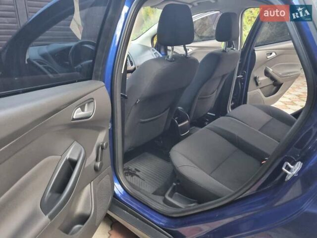 Синій Форд Фокус, об'ємом двигуна 1 л та пробігом 224 тис. км за 6700 $, фото 9 на Automoto.ua