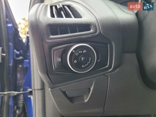 Синий Форд Фокус, объемом двигателя 1 л и пробегом 224 тыс. км за 5980 $, фото 20 на Automoto.ua