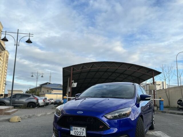 Синий Форд Фокус, объемом двигателя 2 л и пробегом 180 тыс. км за 9200 $, фото 5 на Automoto.ua