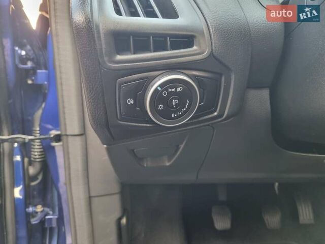 Синий Форд Фокус, объемом двигателя 1 л и пробегом 224 тыс. км за 5950 $, фото 22 на Automoto.ua