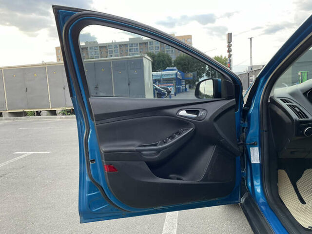 Синий Форд Фокус, объемом двигателя 2 л и пробегом 159 тыс. км за 8900 $, фото 26 на Automoto.ua