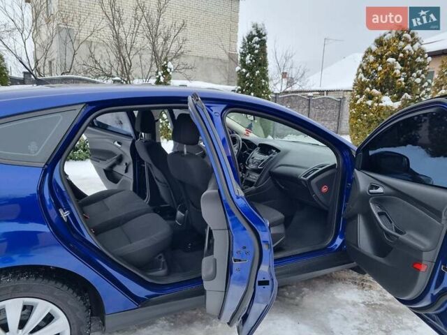 Синий Форд Фокус, объемом двигателя 1 л и пробегом 224 тыс. км за 5980 $, фото 11 на Automoto.ua