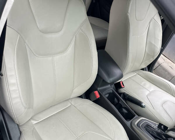 Синий Форд Фокус, объемом двигателя 2 л и пробегом 86 тыс. км за 8599 $, фото 19 на Automoto.ua