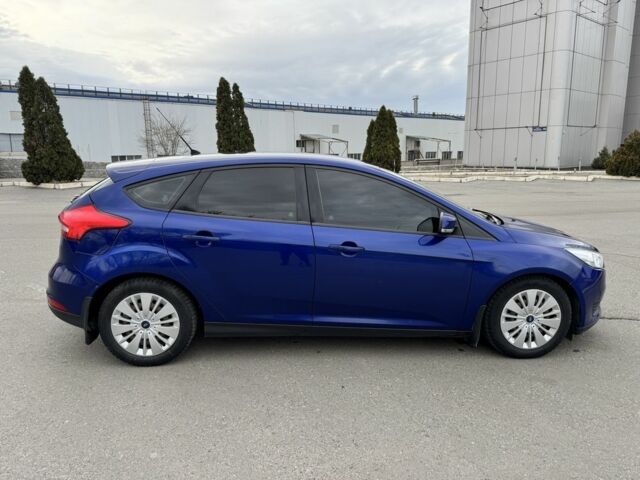 Синий Форд Фокус, объемом двигателя 1 л и пробегом 156 тыс. км за 6200 $, фото 2 на Automoto.ua