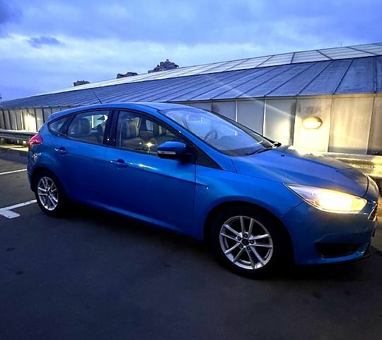 Синій Форд Фокус, об'ємом двигуна 2 л та пробігом 194 тис. км за 7000 $, фото 1 на Automoto.ua