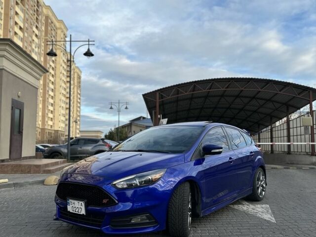 Синий Форд Фокус, объемом двигателя 2 л и пробегом 180 тыс. км за 9200 $, фото 1 на Automoto.ua