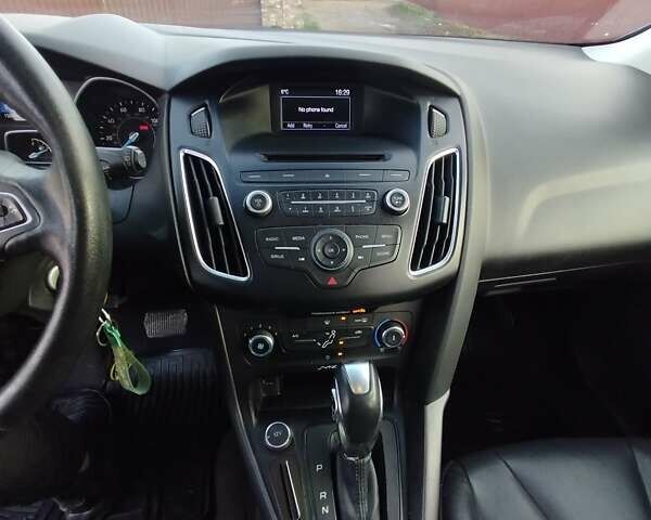 Синий Форд Фокус, объемом двигателя 2.01 л и пробегом 158 тыс. км за 7200 $, фото 12 на Automoto.ua