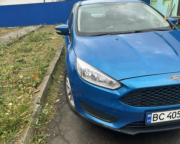 Синій Форд Фокус, об'ємом двигуна 2 л та пробігом 215 тис. км за 8000 $, фото 1 на Automoto.ua