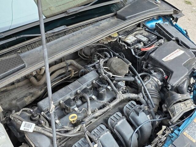 Синій Форд Фокус, об'ємом двигуна 2 л та пробігом 167 тис. км за 3400 $, фото 5 на Automoto.ua