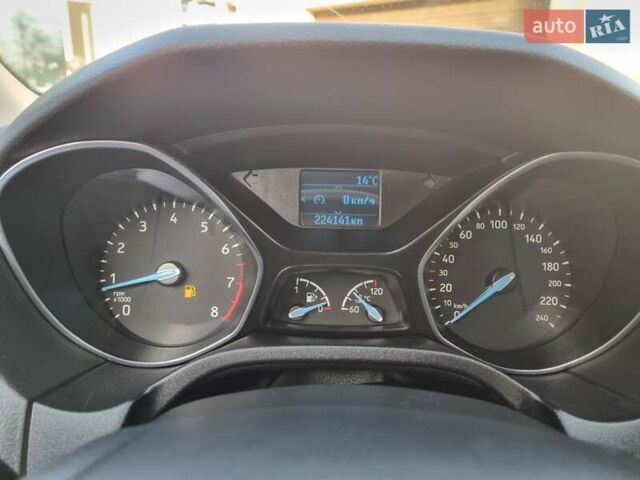 Синий Форд Фокус, объемом двигателя 1 л и пробегом 224 тыс. км за 5950 $, фото 24 на Automoto.ua