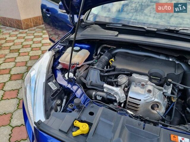 Синий Форд Фокус, объемом двигателя 1 л и пробегом 224 тыс. км за 5950 $, фото 30 на Automoto.ua