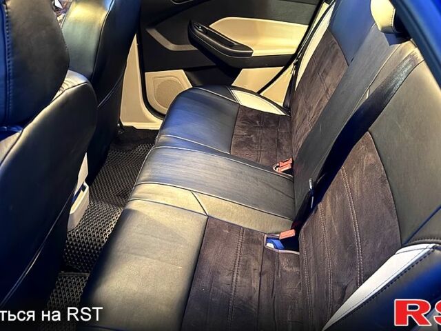 Синій Форд Фокус, об'ємом двигуна 2 л та пробігом 194 тис. км за 7000 $, фото 8 на Automoto.ua