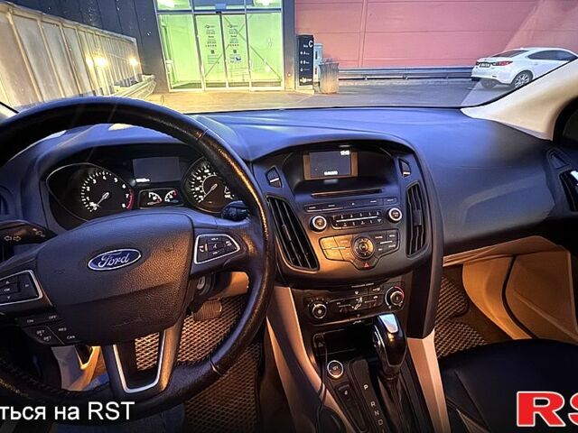Синій Форд Фокус, об'ємом двигуна 2 л та пробігом 194 тис. км за 7000 $, фото 5 на Automoto.ua