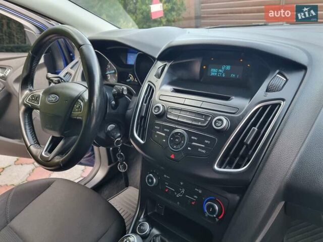 Синий Форд Фокус, объемом двигателя 1 л и пробегом 224 тыс. км за 5950 $, фото 18 на Automoto.ua