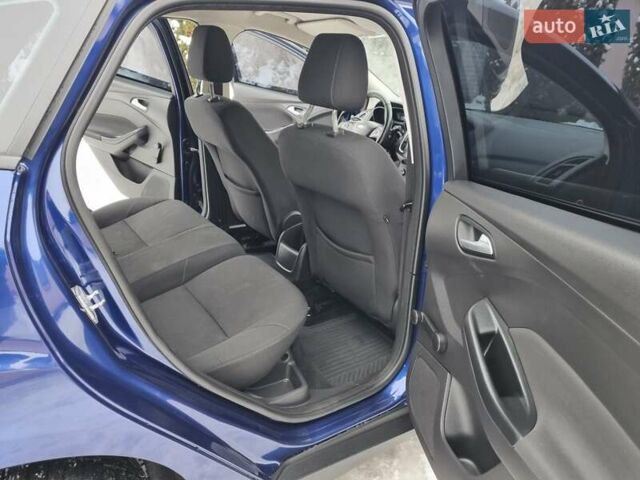 Синий Форд Фокус, объемом двигателя 1 л и пробегом 224 тыс. км за 5980 $, фото 10 на Automoto.ua
