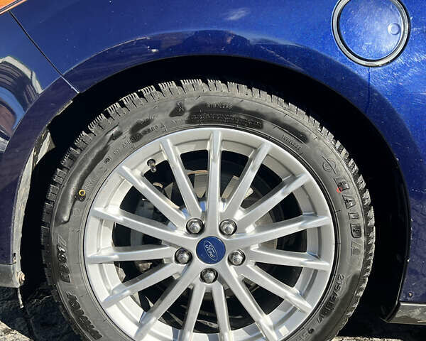 Форд Фокус 2016 в Хмельницком на Automoto.ua Синий Форд Фокус, объемом двигателя 0 л и пробегом 151 тыс. км за 7150 $, фото 13 на Automoto.ua