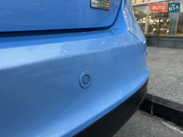 Синий Форд Фокус, объемом двигателя 1 л и пробегом 66 тыс. км за 11773 $, фото 11 на Automoto.ua