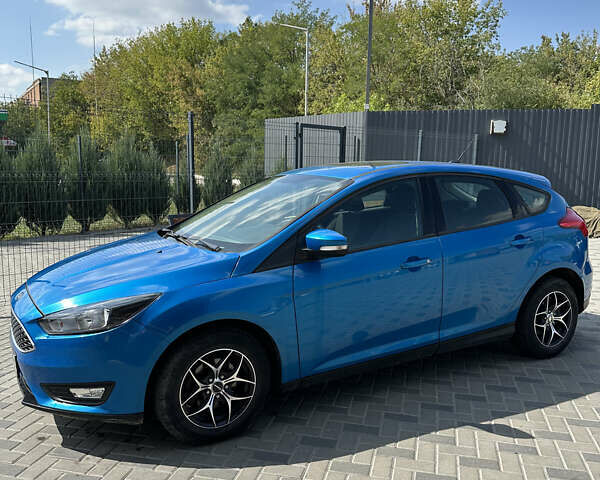 Синій Форд Фокус, об'ємом двигуна 1 л та пробігом 108 тис. км за 7500 $, фото 14 на Automoto.ua