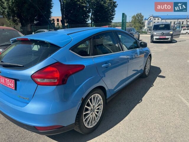 Синий Форд Фокус, объемом двигателя 0 л и пробегом 142 тыс. км за 9000 $, фото 7 на Automoto.ua