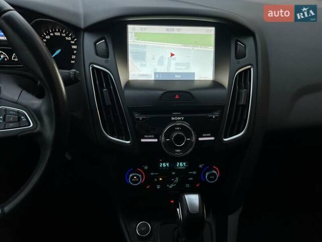 Синий Форд Фокус, объемом двигателя 1 л и пробегом 66 тыс. км за 11773 $, фото 35 на Automoto.ua