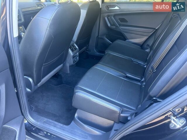 Синій Форд Фокус, об'ємом двигуна 2 л та пробігом 91 тис. км за 7400 $, фото 34 на Automoto.ua