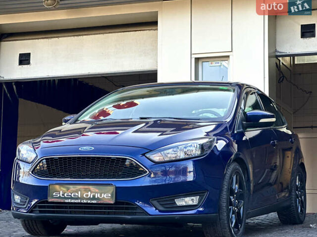 Синий Форд Фокус, объемом двигателя 0 л и пробегом 153 тыс. км за 9600 $, фото 1 на Automoto.ua