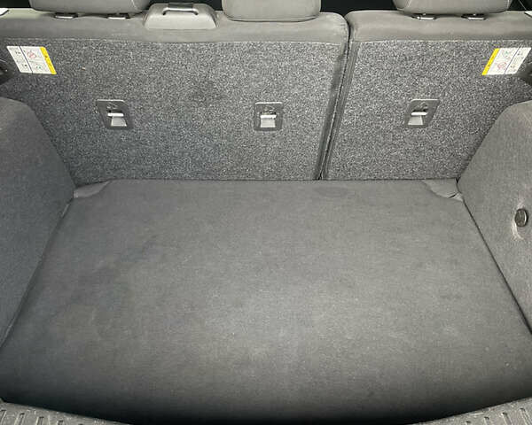 Синій Форд Фокус, об'ємом двигуна 2 л та пробігом 170 тис. км за 8500 $, фото 23 на Automoto.ua