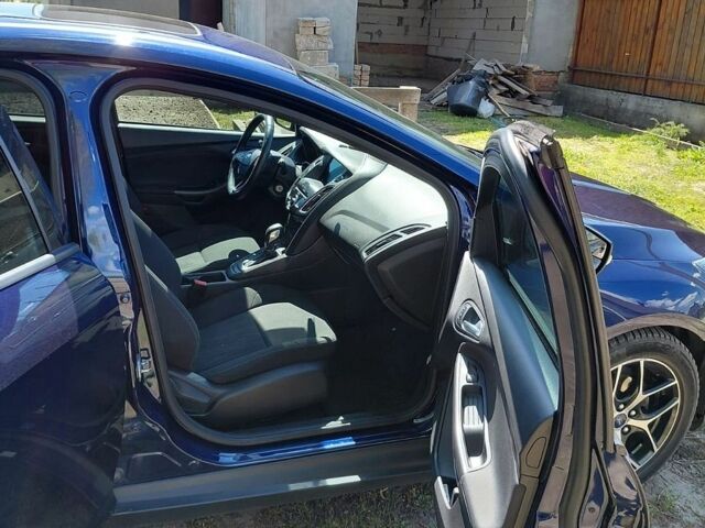 Синій Форд Фокус, об'ємом двигуна 2 л та пробігом 112 тис. км за 9100 $, фото 8 на Automoto.ua