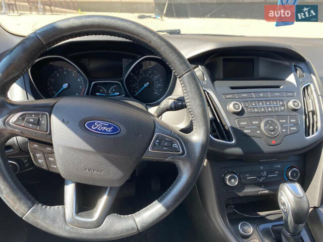 Синий Форд Фокус, объемом двигателя 2 л и пробегом 125 тыс. км за 8500 $, фото 7 на Automoto.ua