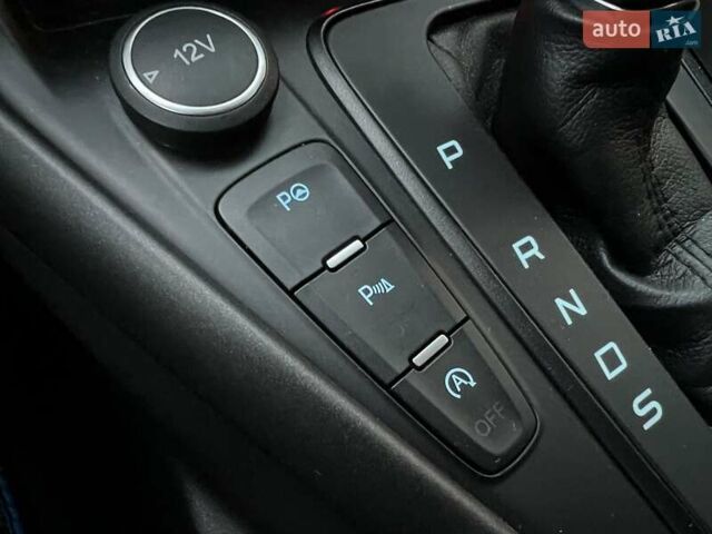 Синий Форд Фокус, объемом двигателя 1 л и пробегом 66 тыс. км за 11773 $, фото 27 на Automoto.ua