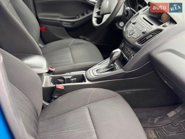 Синий Форд Фокус, объемом двигателя 2 л и пробегом 104 тыс. км за 8800 $, фото 4 на Automoto.ua