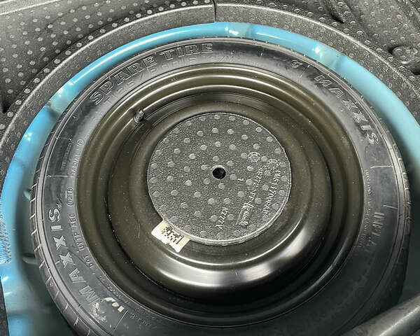 Синій Форд Фокус, об'ємом двигуна 2 л та пробігом 170 тис. км за 8500 $, фото 24 на Automoto.ua