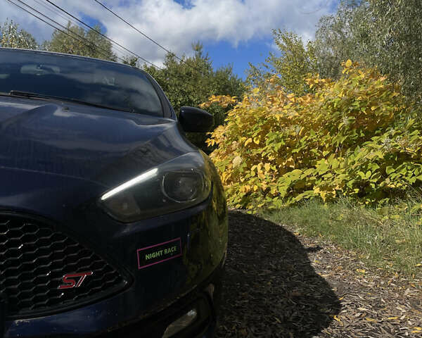 Синій Форд Фокус, об'ємом двигуна 2 л та пробігом 155 тис. км за 10500 $, фото 13 на Automoto.ua