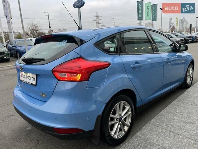 Синий Форд Фокус, объемом двигателя 1 л и пробегом 66 тыс. км за 11773 $, фото 5 на Automoto.ua
