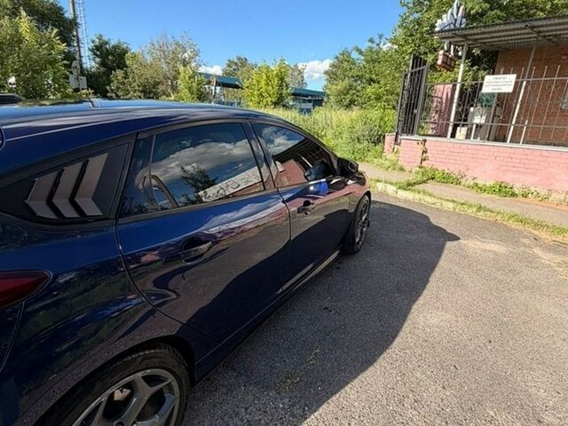 Синий Форд Фокус, объемом двигателя 2 л и пробегом 110 тыс. км за 9500 $, фото 8 на Automoto.ua
