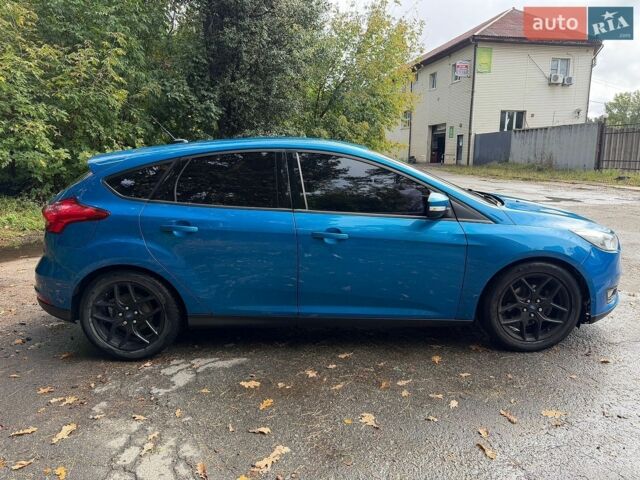 Синий Форд Фокус, объемом двигателя 2 л и пробегом 91 тыс. км за 7400 $, фото 5 на Automoto.ua