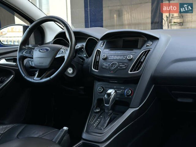 Синий Форд Фокус, объемом двигателя 0 л и пробегом 153 тыс. км за 9600 $, фото 6 на Automoto.ua