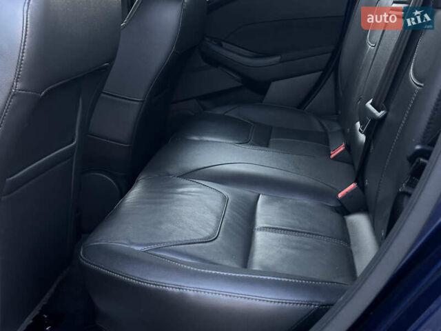 Синий Форд Фокус, объемом двигателя 0 л и пробегом 153 тыс. км за 9600 $, фото 9 на Automoto.ua