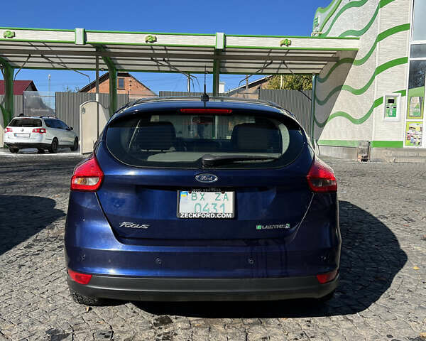 Форд Фокус 2016 в Хмельницком на Automoto.ua Синий Форд Фокус, объемом двигателя 0 л и пробегом 151 тыс. км за 7150 $, фото 5 на Automoto.ua