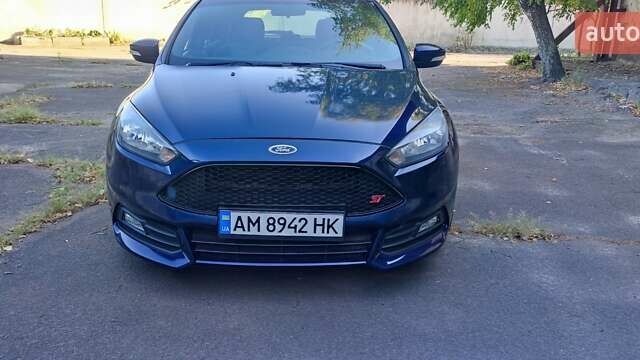 Синий Форд Фокус, объемом двигателя 2 л и пробегом 32 тыс. км за 11000 $, фото 1 на Automoto.ua
