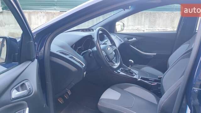 Синий Форд Фокус, объемом двигателя 2 л и пробегом 32 тыс. км за 11000 $, фото 8 на Automoto.ua