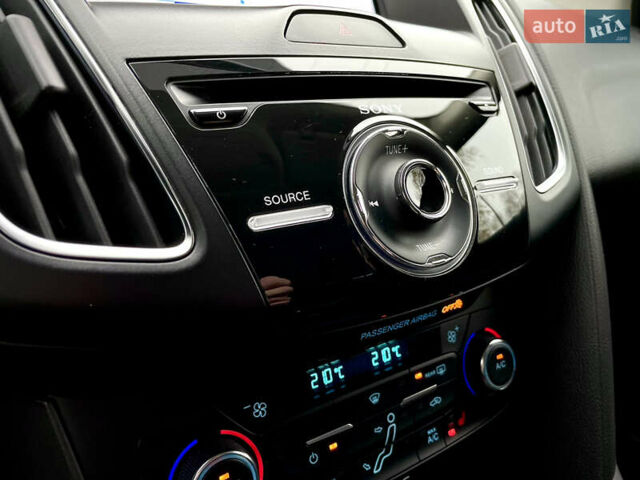 Синий Форд Фокус, объемом двигателя 2 л и пробегом 57 тыс. км за 11200 $, фото 54 на Automoto.ua