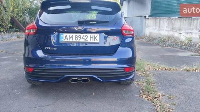 Синий Форд Фокус, объемом двигателя 2 л и пробегом 32 тыс. км за 11000 $, фото 5 на Automoto.ua