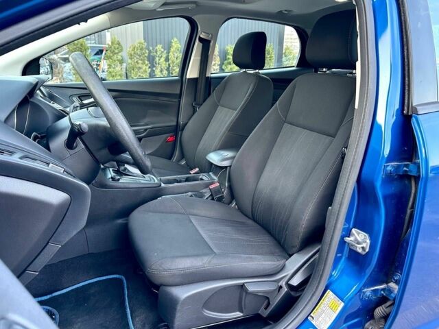 Синій Форд Фокус, об'ємом двигуна 2 л та пробігом 144 тис. км за 8900 $, фото 11 на Automoto.ua