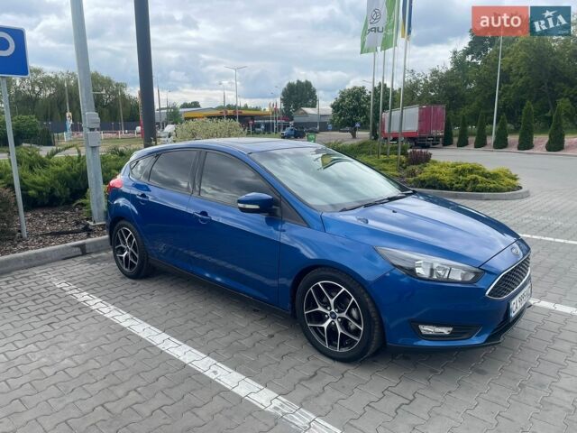 Синий Форд Фокус, объемом двигателя 2 л и пробегом 142 тыс. км за 9500 $, фото 2 на Automoto.ua